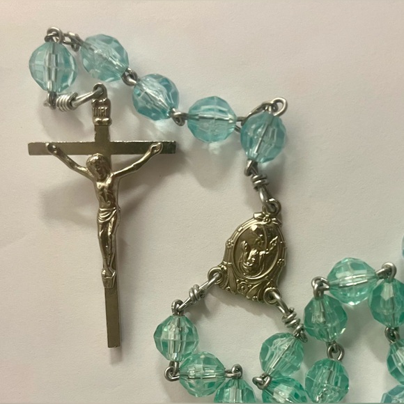 Rosary light blue silver tone crucifix - jewelry - Picture 3 of 6
